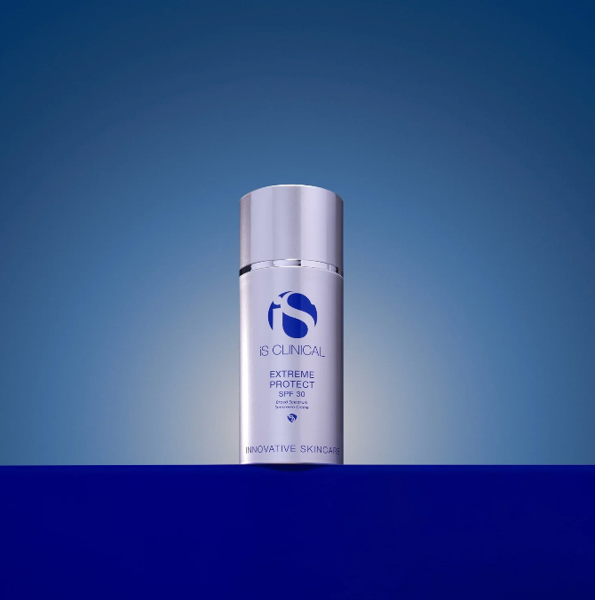 iS Clinical Extreme Protect SPF 30